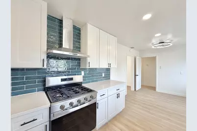 5653 Bradd Way, Sacramento, CA 95822 - Photo 8