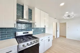 5653 Bradd Wy, Sacramento, CA 95822 - Photo 8