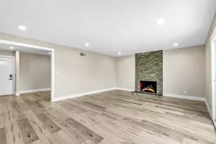 2065 Niantic Way, Sacramento, CA 95822 - Photo 14