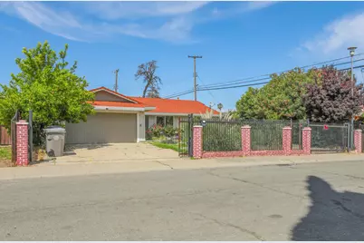 2065 Niantic Way, Sacramento, CA 95822 - Photo 2