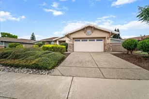 1017 Longhorn Ln, Lincoln, CA 95648 - Photo 2