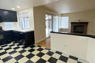 7938 Bucks Harbor Way, Sacramento, CA 95828 - Photo 8