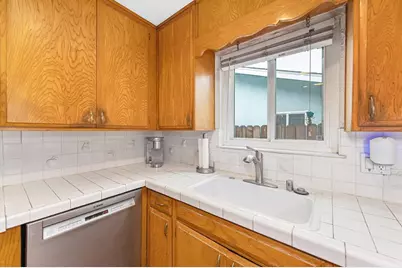6929 Silverthorne Circle, Sacramento, CA 95842 - Photo 18