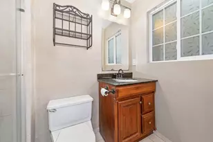 6929 Silverthorne Cir, Sacramento, CA 95842 - Photo 26