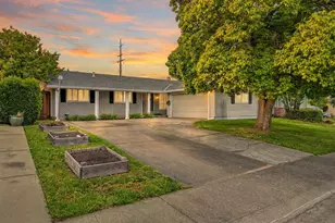6929 Silverthorne Cir, Sacramento, CA 95842 - Photo 2