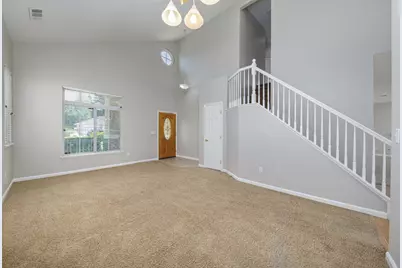 10528 Almanor Circle, Stockton, CA 95219 - Photo 6