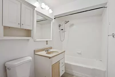 304 E Longview Avenue, Stockton, CA 95207 - Photo 24
