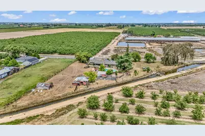 7119 Mercedes Avenue, Winton, CA 95388 - Photo 46