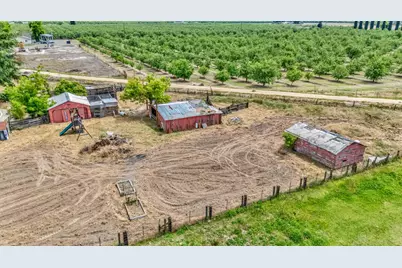 7119 Mercedes Avenue, Winton, CA 95388 - Photo 44