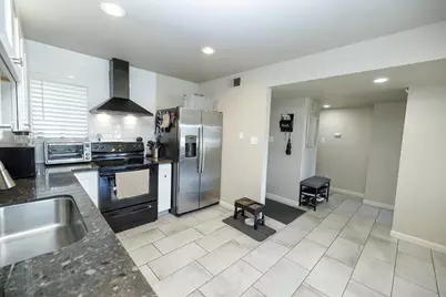 3722 W Benjamin Holt Drive #16, Stockton, CA 95219 - Photo 12