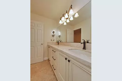 9736 Snowberry Way, Orangevale, CA 95662 - Photo 20