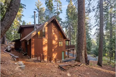 702 Yuroc Drive, Dorrington, CA 95223 - Photo 32