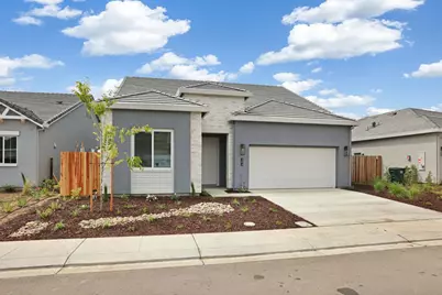 484 Vinal Drive, Manteca, CA 95337 - Photo 2