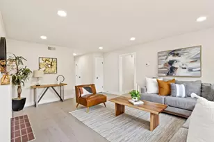 4843 L Pkwy, Sacramento, CA 95823 - Photo 6