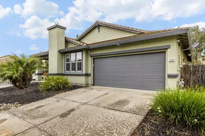 1723 Farnham, Woodland, CA 95776 - Photo 4