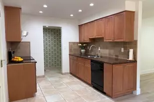 6821 Havenhurst Dr, Sacramento, CA 95831 - Photo 8