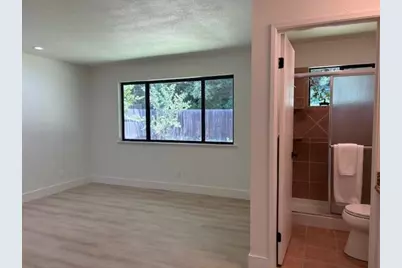 6821 Havenhurst Drive, Sacramento, CA 95831 - Photo 14