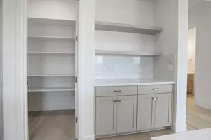 450 Vinal Dr, Manteca, CA 95337 - Photo 8