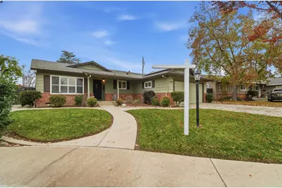 365 Birchwood Court, Modesto, CA 95350 - Photo 2