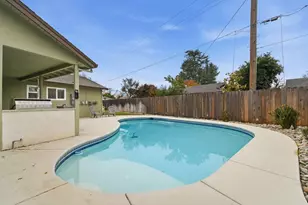 365 Birchwood Ct, Modesto, CA 95350 - Photo 40