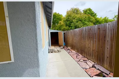 1615 Sandmark, Sacramento, CA 95835 - Photo 16