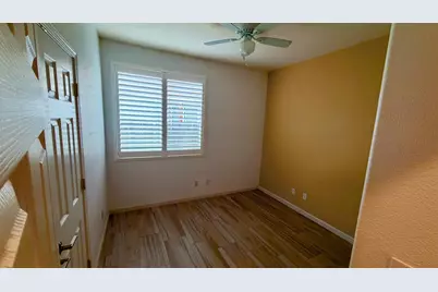 1615 Sandmark, Sacramento, CA 95835 - Photo 12