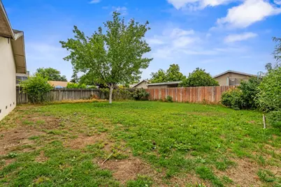 2817 5th Street, Hughson, CA 95326 - Photo 20
