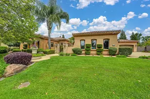 4000 Kingsbarns Dr, Roseville, CA 95747 - Photo 4