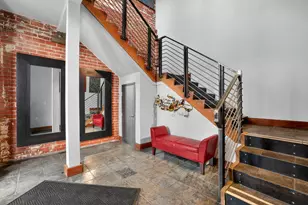 1725 14th St, Sacramento, CA 95811 - Photo 2