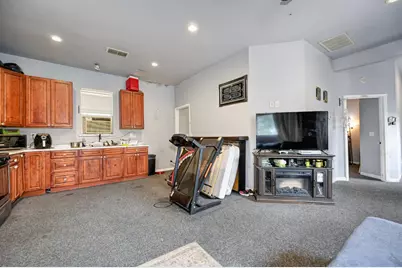 690 Jewell Avenue, Yuba City, CA 95991 - Photo 44