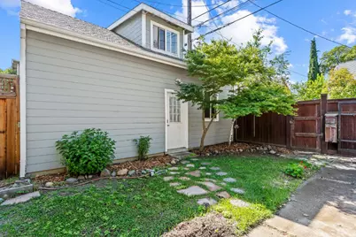 5009 Hidden Lane, Sacramento, CA 95819 - Photo 18