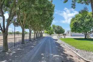 8476 Byron Hwy, Brentwood, CA 94513 - Photo 32