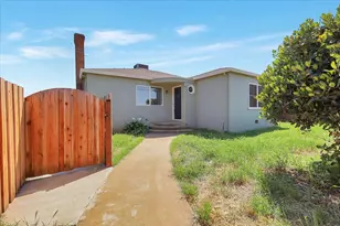 1102 Barry Rd, Yuba City, CA 95991 - Photo 2