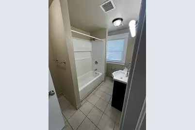 365 N Echo Avenue, Fresno, CA 93701 - Photo 10
