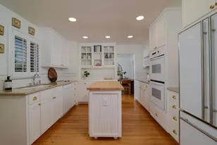 7110 Westmoreland Way, Sacramento, CA 95831 - Photo 12