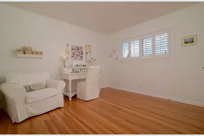 7110 Westmoreland Way, Sacramento, CA 95831 - Photo 26