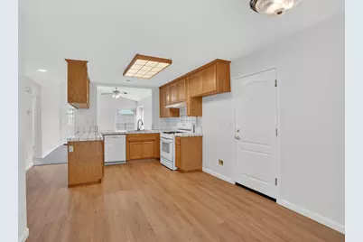 616 Village Drive, Galt, CA 95632 - Photo 8