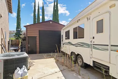 2749 Doubloon Street, Riverbank, CA 95367 - Photo 30