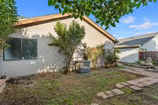 7043 Sprig Dr, Sacramento, CA 95842 - Photo 18