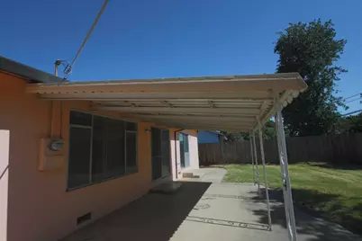 5080 Bonniemae Way, Sacramento, CA 95820 - Photo 18
