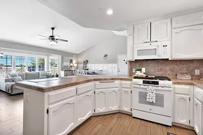 17209 Alonzo Court, Madera, CA 93638 - Photo 22