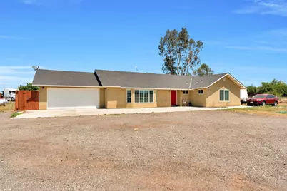 17209 Alonzo Court, Madera, CA 93638 - Photo 10