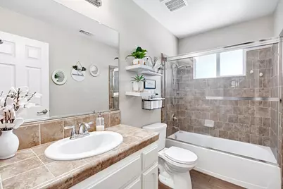 17209 Alonzo Court, Madera, CA 93638 - Photo 26