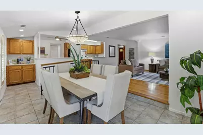 158 Globe Avenue, Sacramento, CA 95815 - Photo 2
