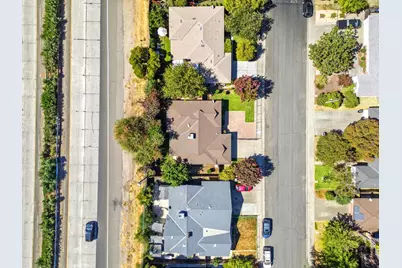158 Globe Avenue, Sacramento, CA 95815 - Photo 24