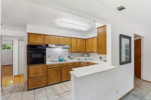 158 Globe Ave, Sacramento, CA 95815 - Photo 12