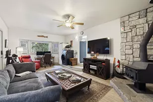 2273 Flanders Dr, Arnold, CA 95223 - Photo 4