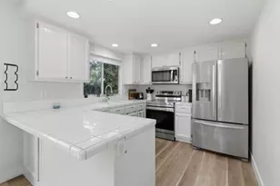 4202 Deaton Dr, Olivehurst, CA 95961 - Photo 8