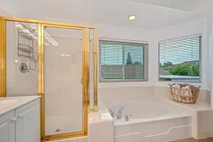 549 15 Mile Dr, Roseville, CA 95678 - Photo 36