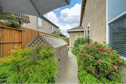 549 Fifteen Mile Drive, Roseville, CA 95678 - Photo 52